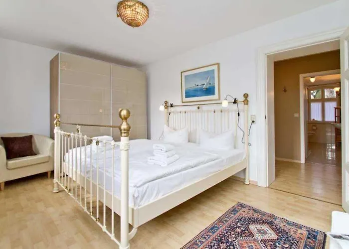 Haus Auf Dem Huegel Klassische 01 Lägenhet *